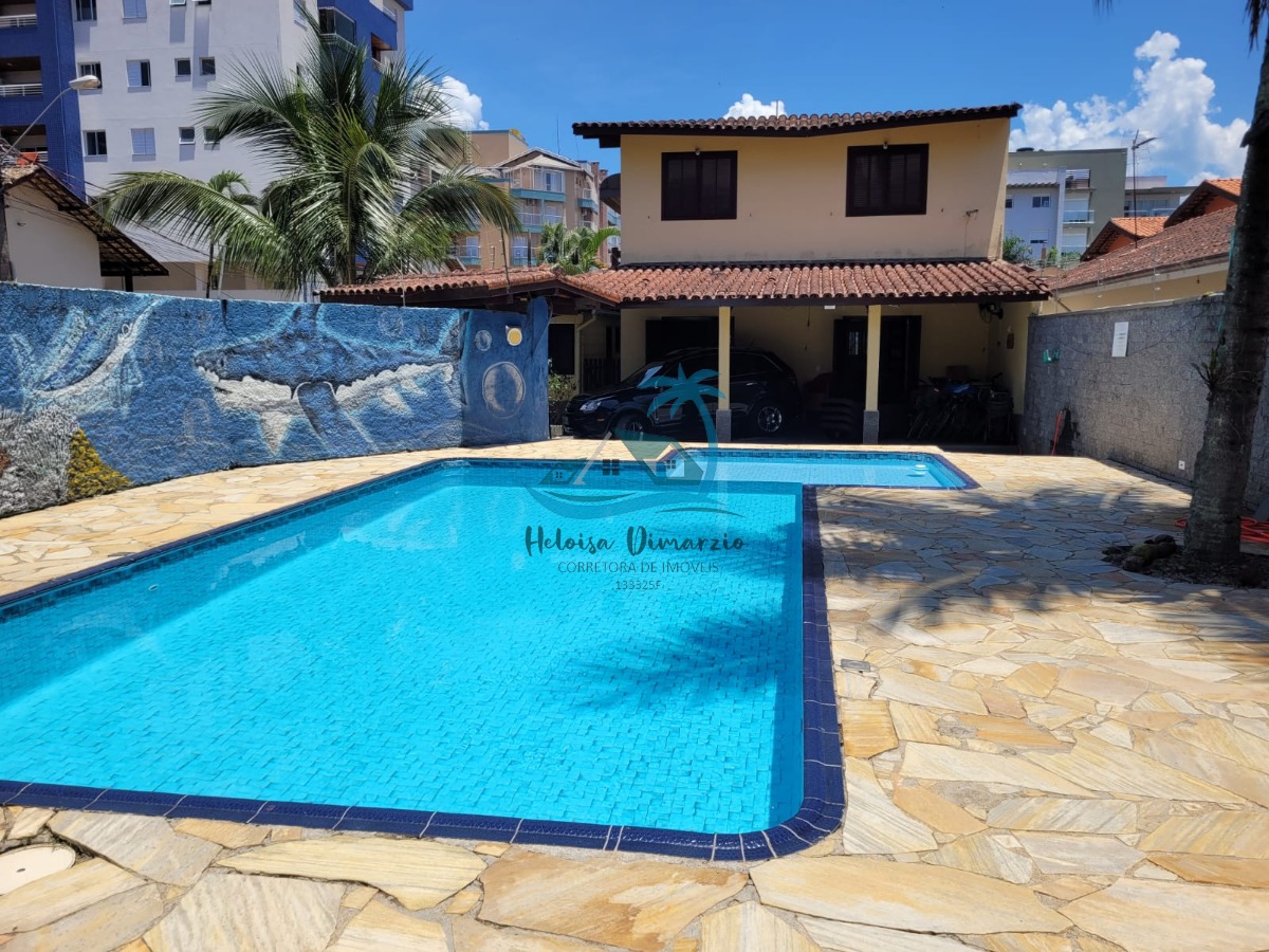 Casa, 3 quartos, 219 m² - Foto 2