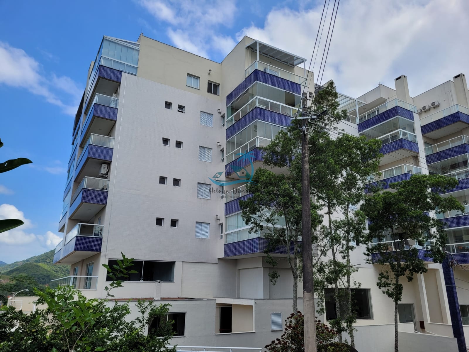 Apartamento à venda com 2 quartos, 85m² - Foto 1