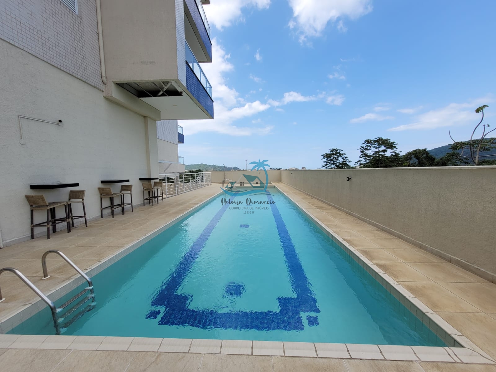Apartamento à venda com 2 quartos, 85m² - Foto 3