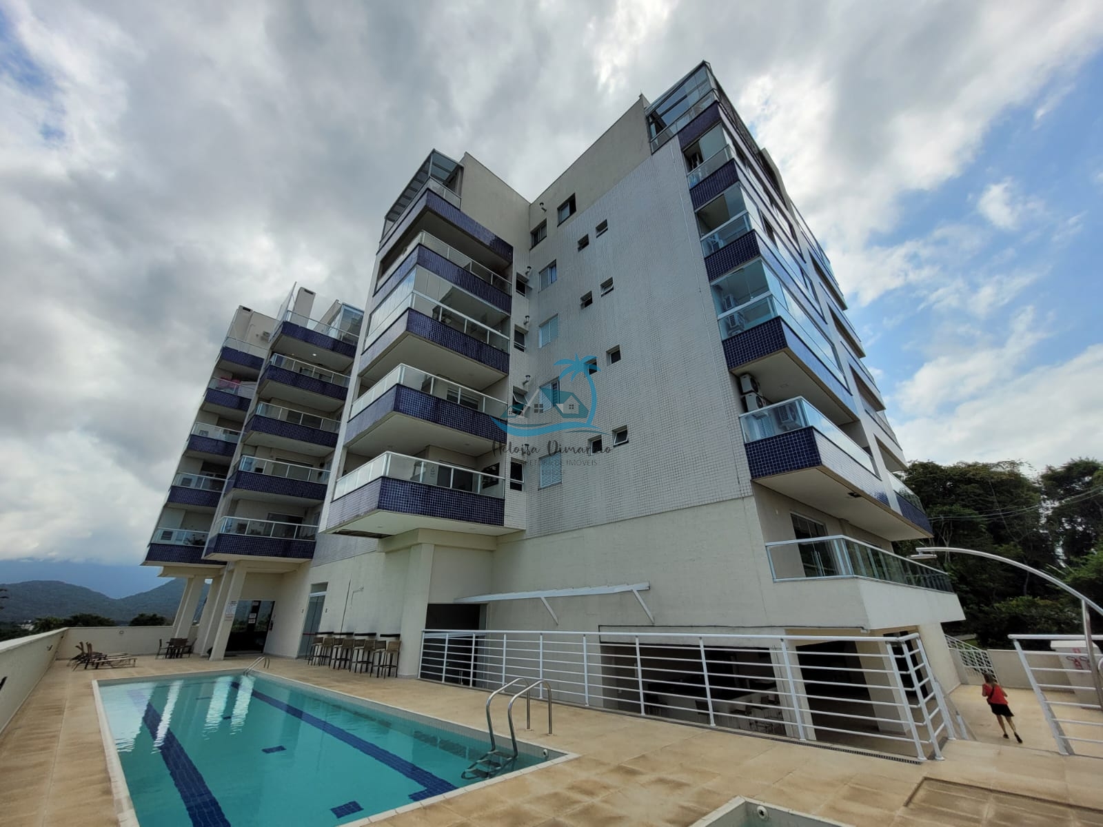 Apartamento à venda com 2 quartos, 85m² - Foto 2